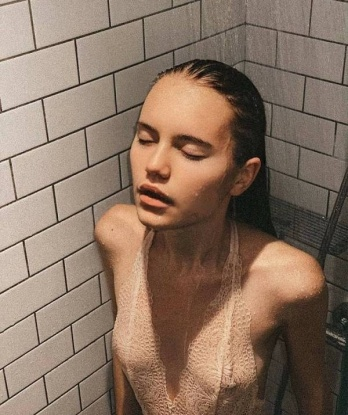 Полина
